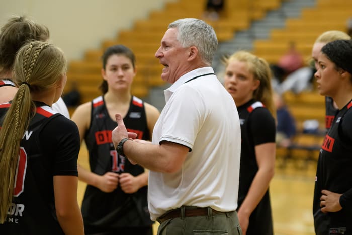 2023-4-2-WAVOR-Girls-GAME-2449-NR-clear